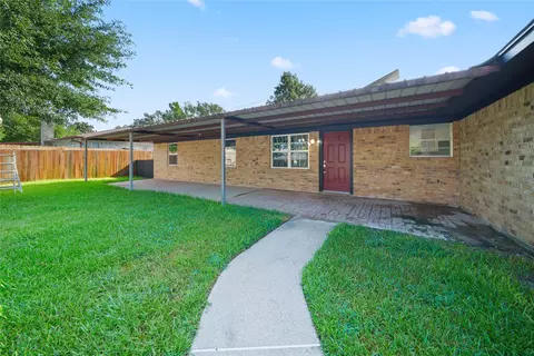 309 Gray St, Henderson, TX 75652