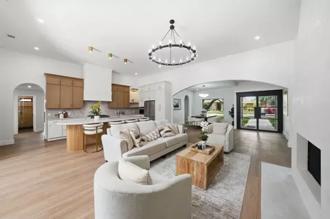 7130 Debbe Dr, Dallas, TX 75252