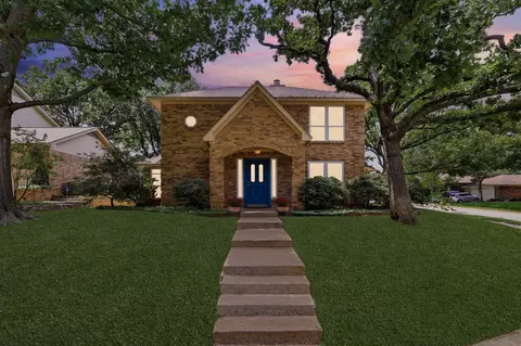 3620 Dorchester Dr, Bedford, TX 76021