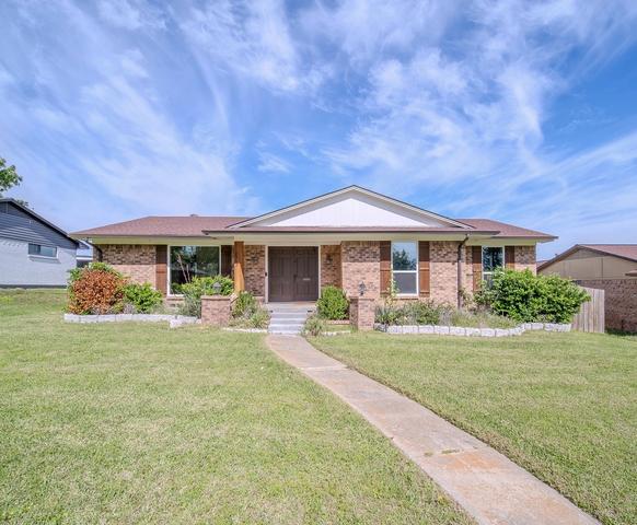 2513 Belhaven Dr, Mesquite, TX 75150
