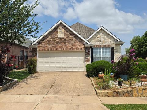 8207 Persimmon St, Irving, TX 75063