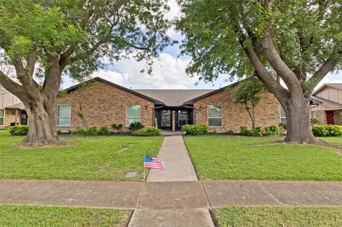 412 Tiffany Trl, Richardson, TX 75081