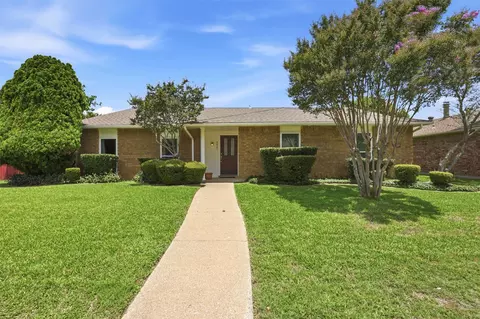2821 High Plateau Dr, Garland, TX 75044
