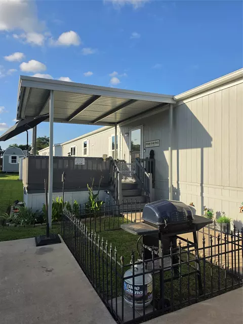 215 Cannon Ln, Knollwood, TX 75092