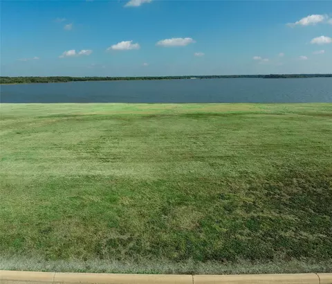 1177 Beacon Shore Rd, Kemp, TX 74143