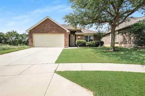 5725 Dunraven Trl, Fort Worth, TX 76244