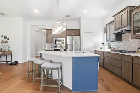 Kitchen - 529 Warner Dr, Anna, TX 75409 photo 2 of 4