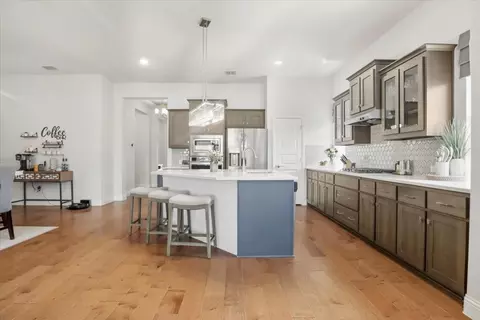 Kitchen - 529 Warner Dr, Anna, TX 75409 photo 4 of 4