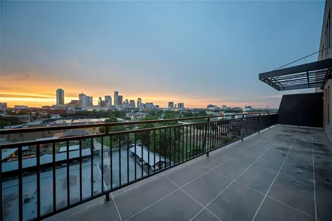 1900 S Ervay St #609, Dallas, TX 75215