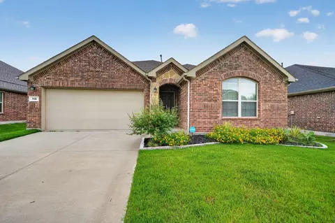 705 Pearl Way, Arlington, TX 76002