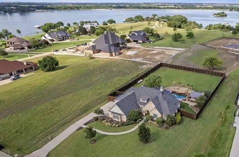 103 Eagle Point Dr, Waxahachie, TX 75165