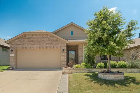 824 Greenford Mnr, Justin, TX 76247