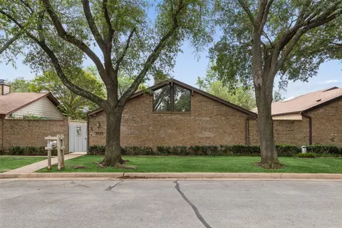 2022 Winter Sunday Way, Arlington, TX 76012