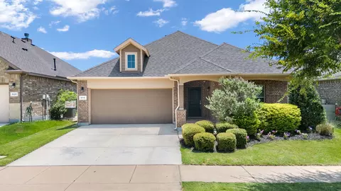 916 Hawks Way, Argyle, TX 76226