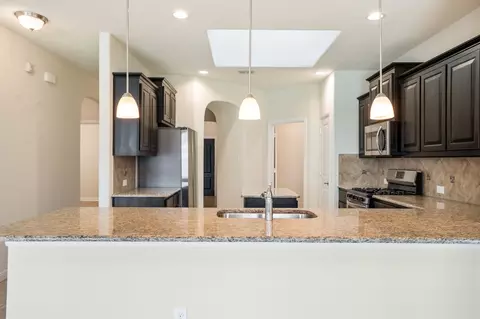 Kitchen - 916 Hawks Way, Argyle, TX 76226 photo 3 of 3