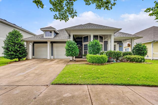 1008 Bell Manor Dr, Savannah, TX 76227