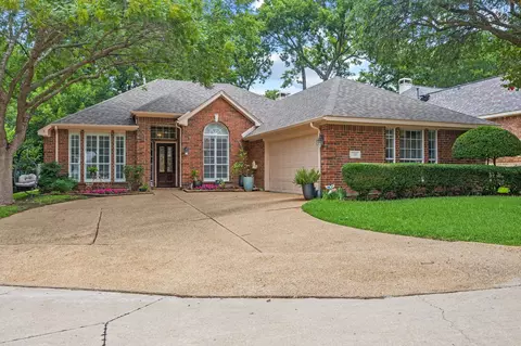221 Freedom Ct, Rockwall, TX 75032