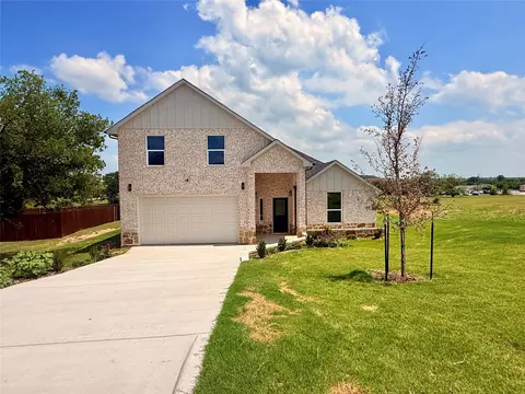 402 Bellaire Cir, Mineral Wells, TX 76067
