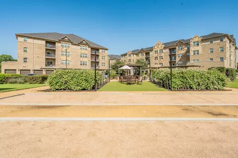 1735 Wittington Pl #3206, Farmers Branch, TX 75234
