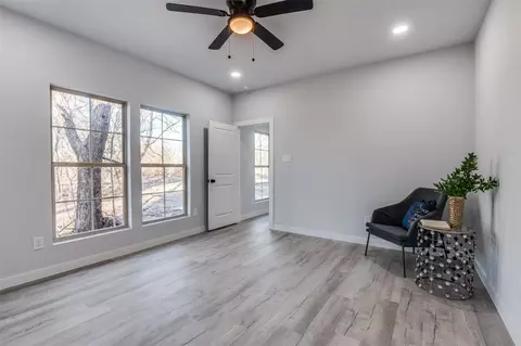 418 Kelly Ln, Seven Points, TX 75143