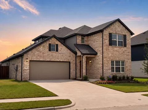 7601 Santolina Dr, Lantana, TX 76226