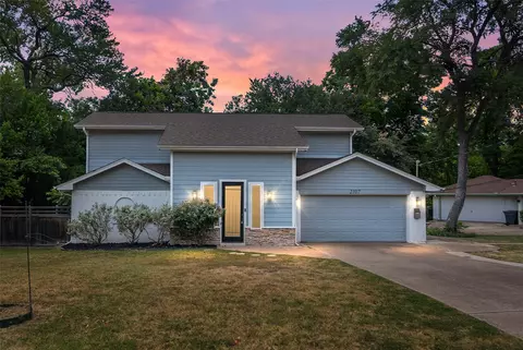 2107 Elmwood Blvd, Dallas, TX 75224