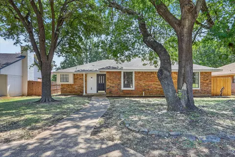 1830 Hillcroft Dr, Duncanville, TX 75137