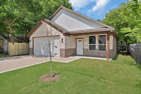 1112 Trinity St, Cleburne, TX 76031