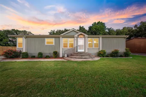 4611 Rocking K Dr, Bellmead, TX 76705