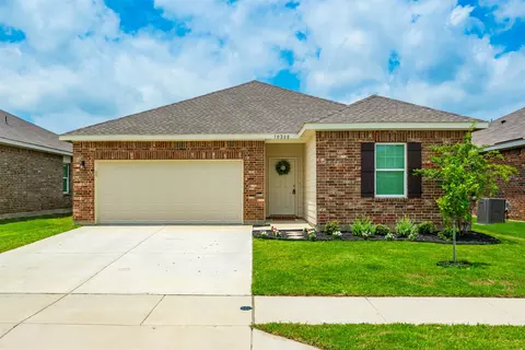 10280 Jameson Ln, Crowley, TX 76036