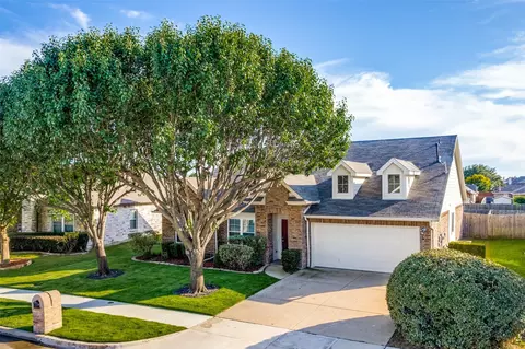 5839 Twilight Dr, Grand Prairie, TX 75052