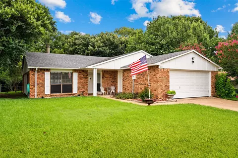 643 Randa Ln, Desoto, TX 75115