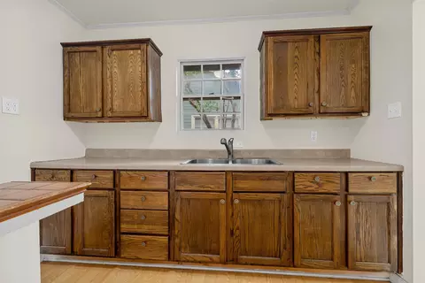 Kitchen - 2608 Mcferrin Ave, Waco, TX 76708 photo 1 of 3