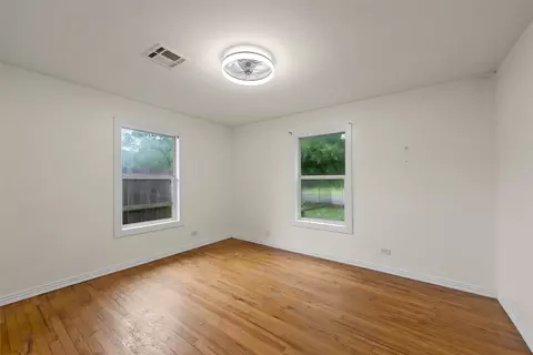 Bedroom - 2608 Mcferrin Ave, Waco, TX 76708 photo 2 of 6