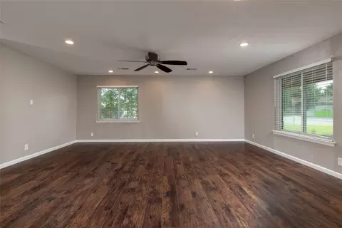 702 Commerce St, Euless, TX 76040 photo 8