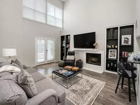 3906 Buena Vista St #18, Dallas, TX 75204