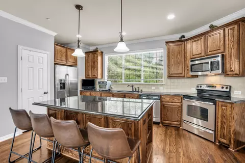 2700 Club Ridge Dr #1, Lewisville, TX 75067