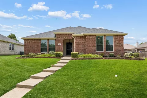 225 Rowdy Dr, Royse City, TX 75189