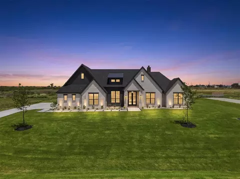 130 Adilynn Trl, Maypearl, TX 76084