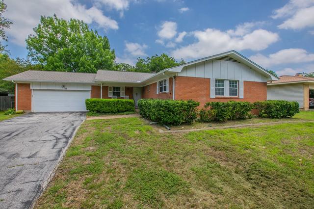 723 Gaywood Dr, Woodway, TX 76712