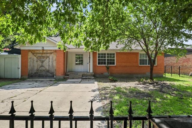 1944 Alhambra St, Dallas, TX 75217