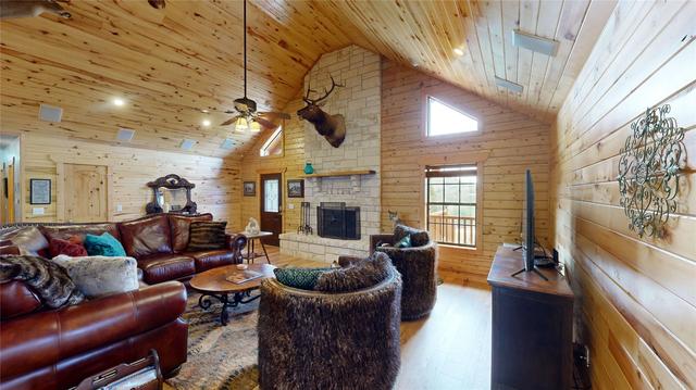 1253 Balcones Ln, Graford, TX 76449