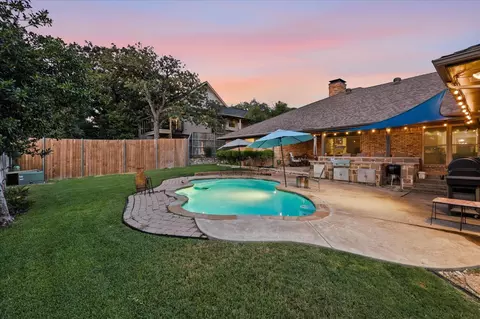 6007 Forestcreek Ct, Arlington, TX 76016