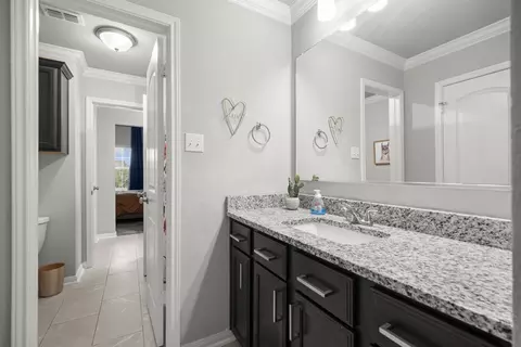 Bath - 3221 Samson Dr, Lorena, TX 76655 photo 5 of 5