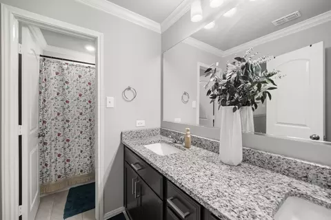 Bath - 3221 Samson Dr, Lorena, TX 76655 photo 4 of 5