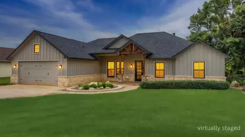 405 Door Key Ranch Rd, Trinidad, TX 75163