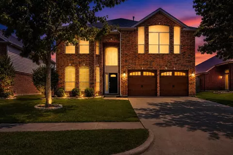 2617 Cowboy Trl, Little Elm, TX 75068