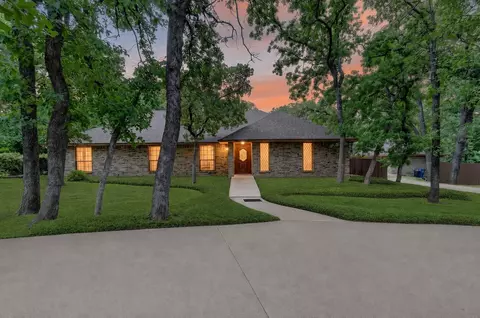 1609 Treehouse Ln N, Keller, TX 76262
