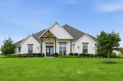 3225 Dovehill Dr, Northlake, TX 76247
