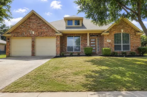 809 Camellia Ct, Desoto, TX 75115